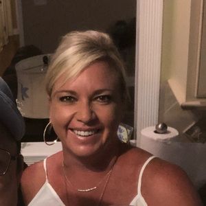 Meet your Posher, Shea